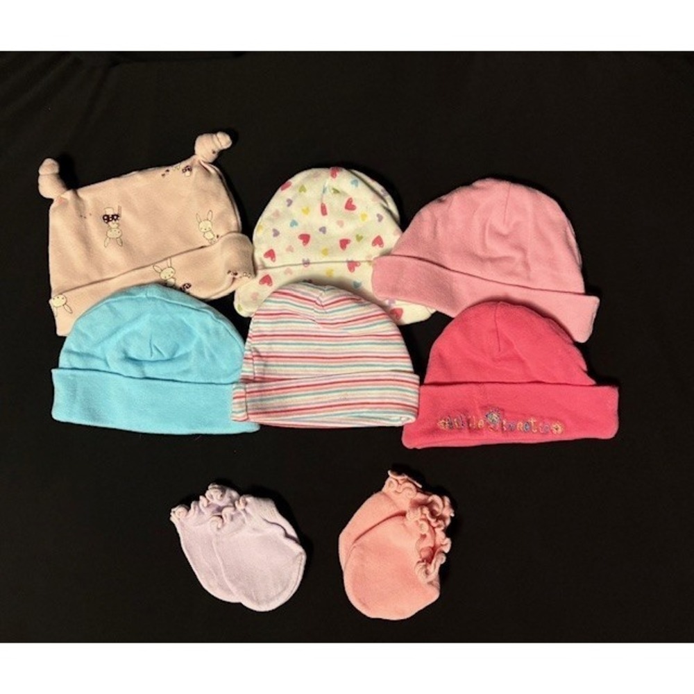Set of 6 baby caps and 2 sets of hand covers / baby mittens